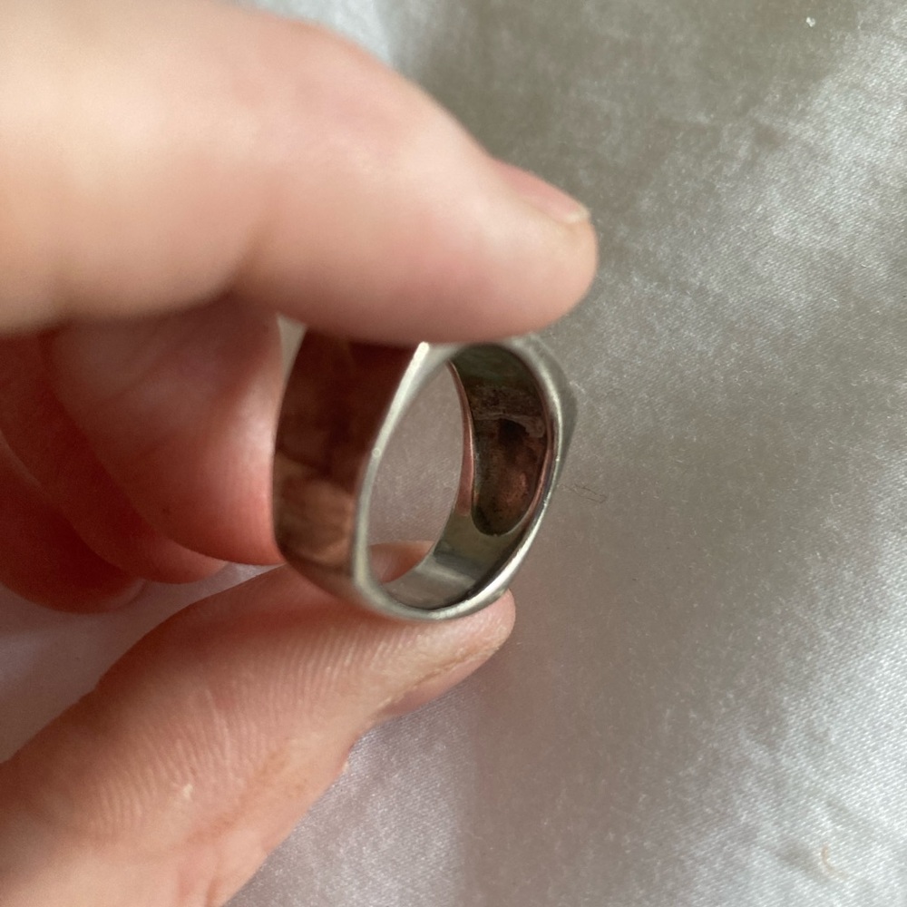 Silver and Turquoise Ring - Picture 4 of 4